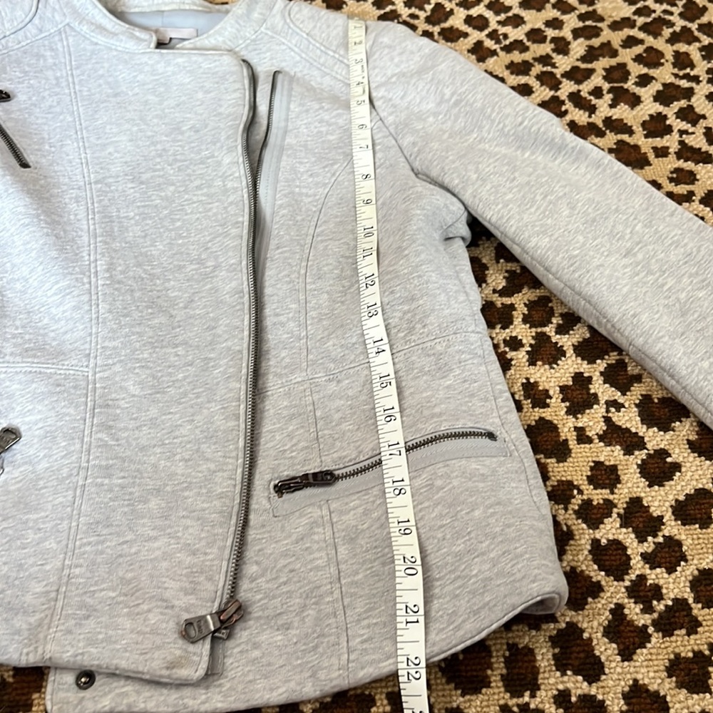 Gap Jacket 🤍 - Picture 11 of 12